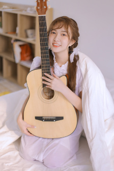 吕秀菱心锁